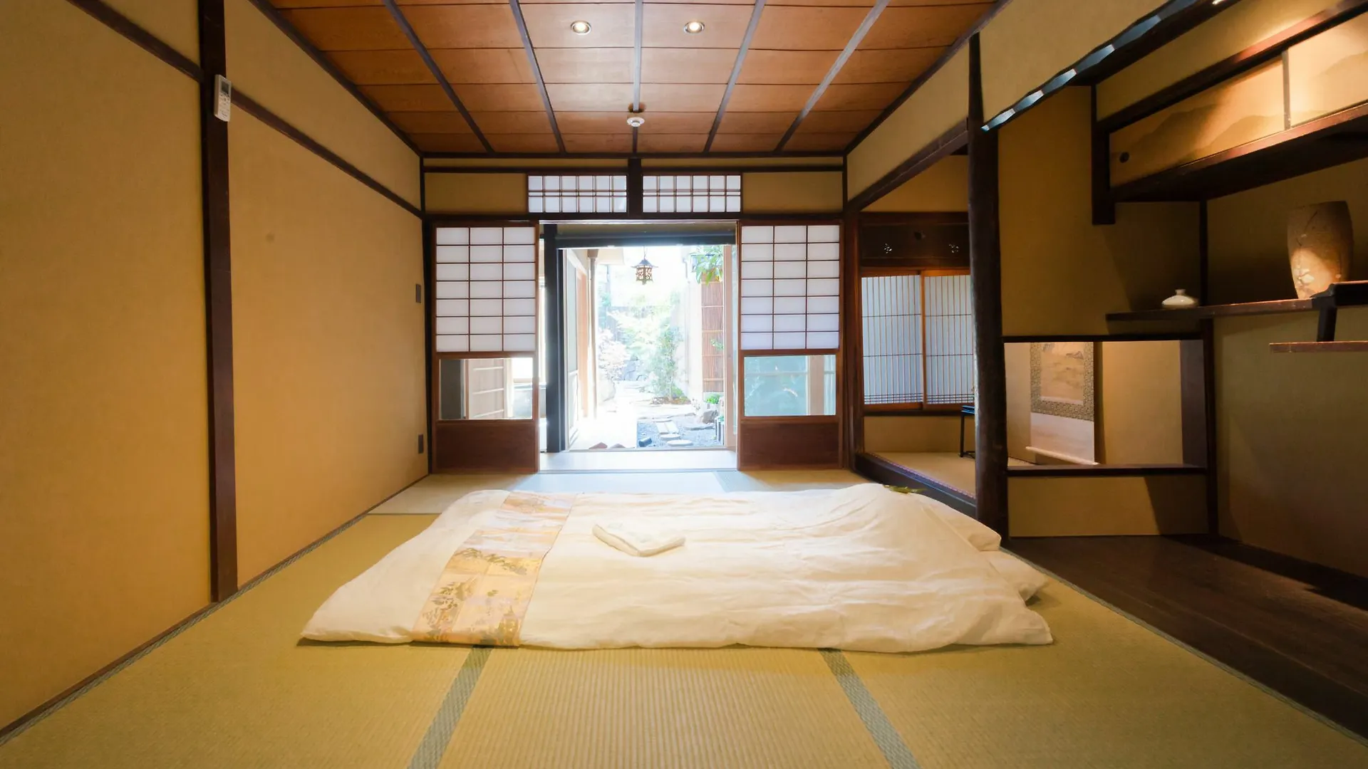 Apartment Kumo Machiya Villa Nishiki Kyoto